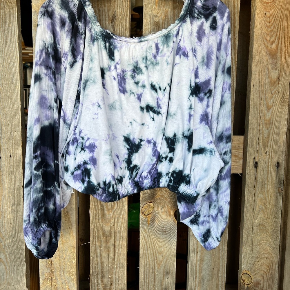 Urban outfitters crop top
